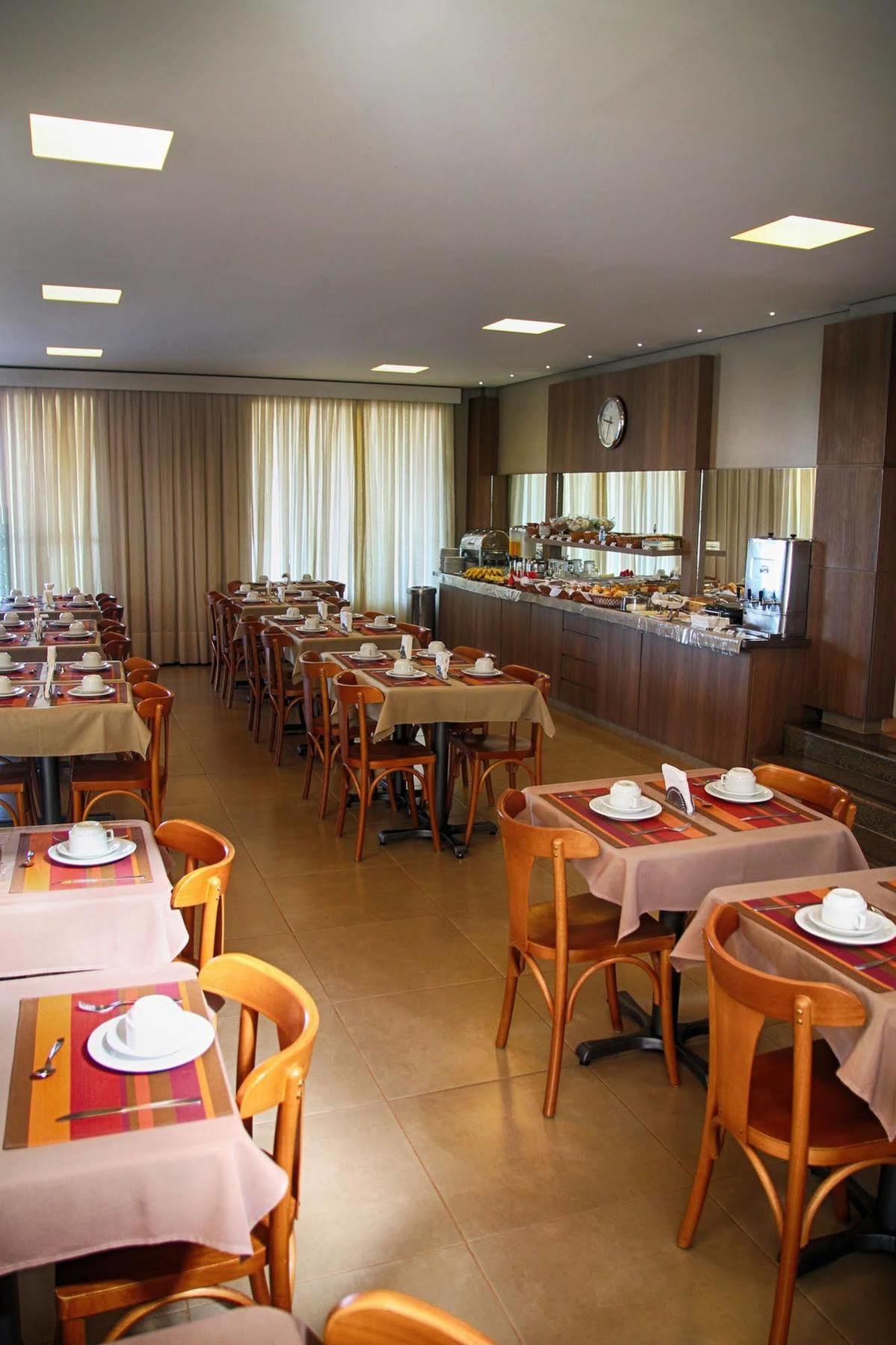 Orion Hotel Itumbiara Exterior foto